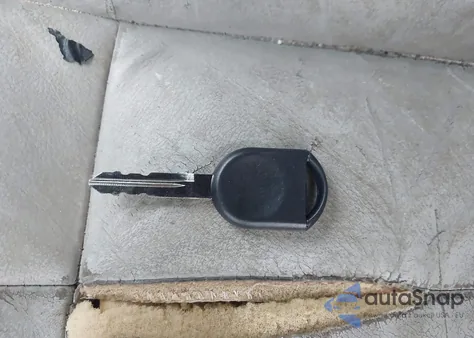 2003 Mercury Grand Marquis Ls z USA, uszkodzony, nr VIN 2MEFM75W53X697982